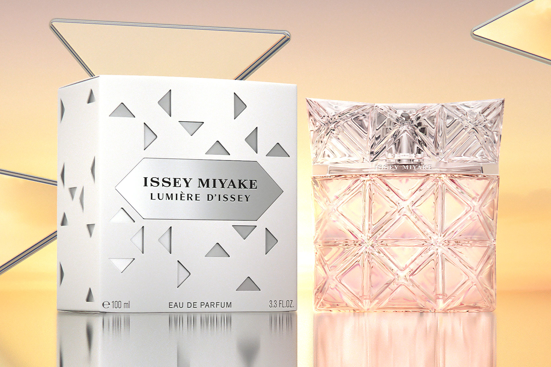 ISSEY MIYAKE Lumière